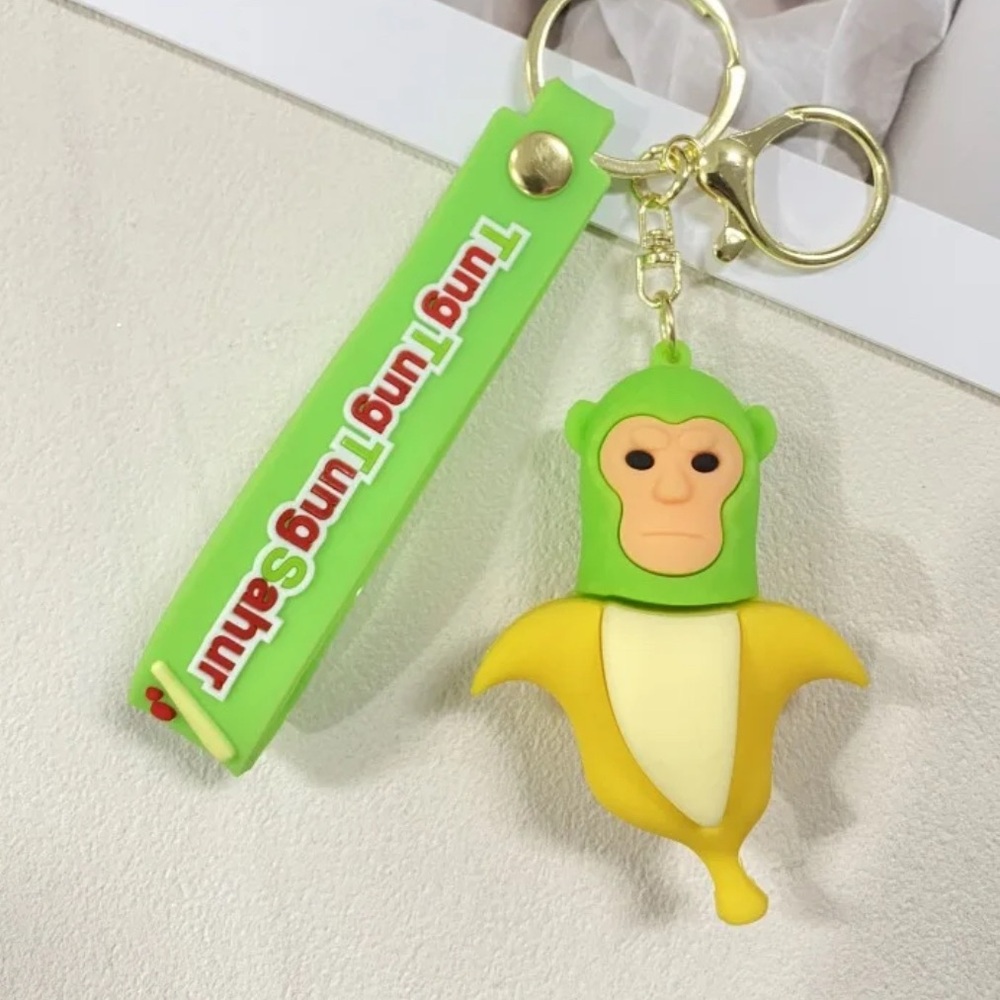 Green and Yellow Tung Tung‎ brainrot  animal Keychain . NWOT